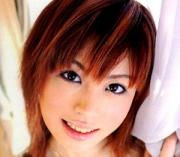 愛内萌