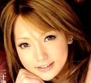 新垣セナ
